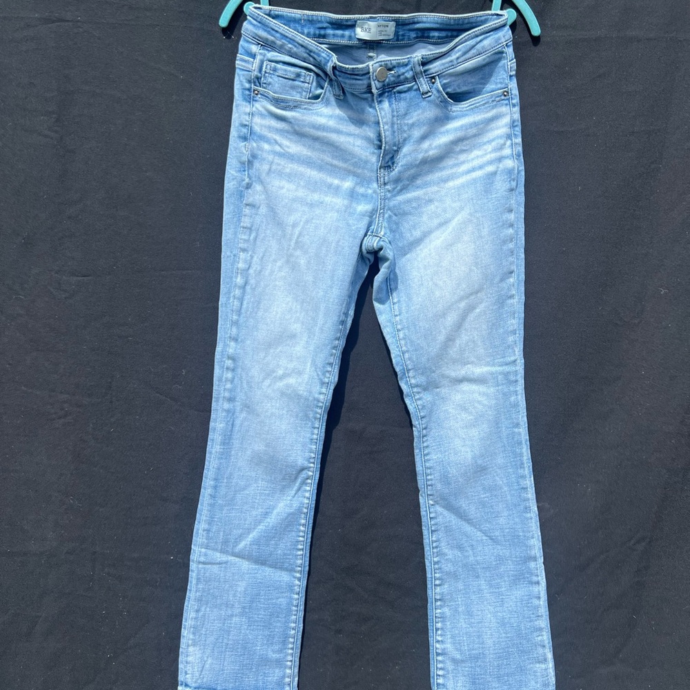 BKE Women's Light Blue bootcut Jeans 29” waist 31 1/2 inseam